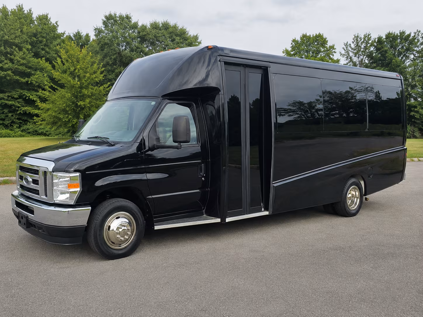 dearborn rent a bus for a meeting or corporate event in dearborn