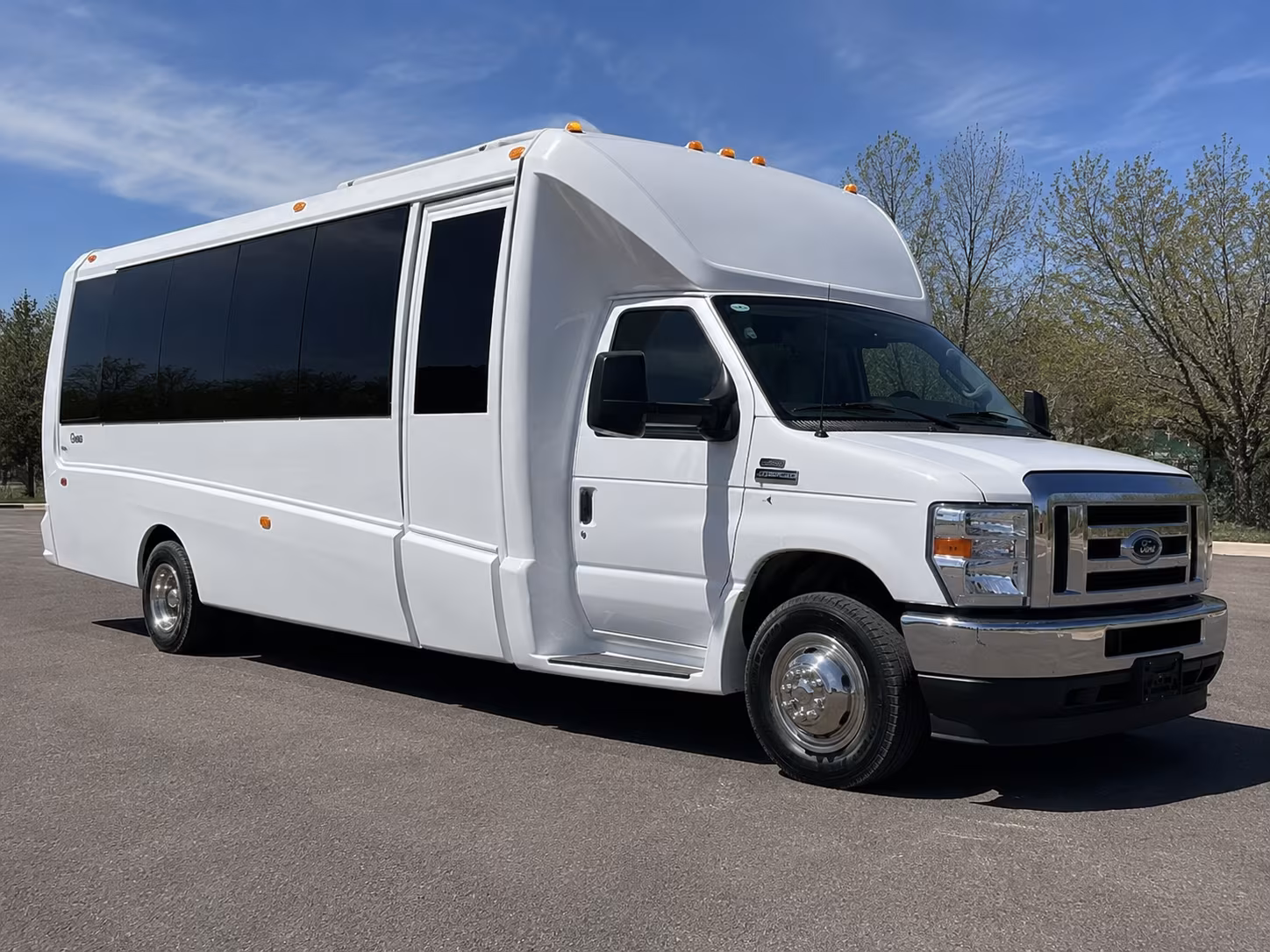 detroit bus rentals