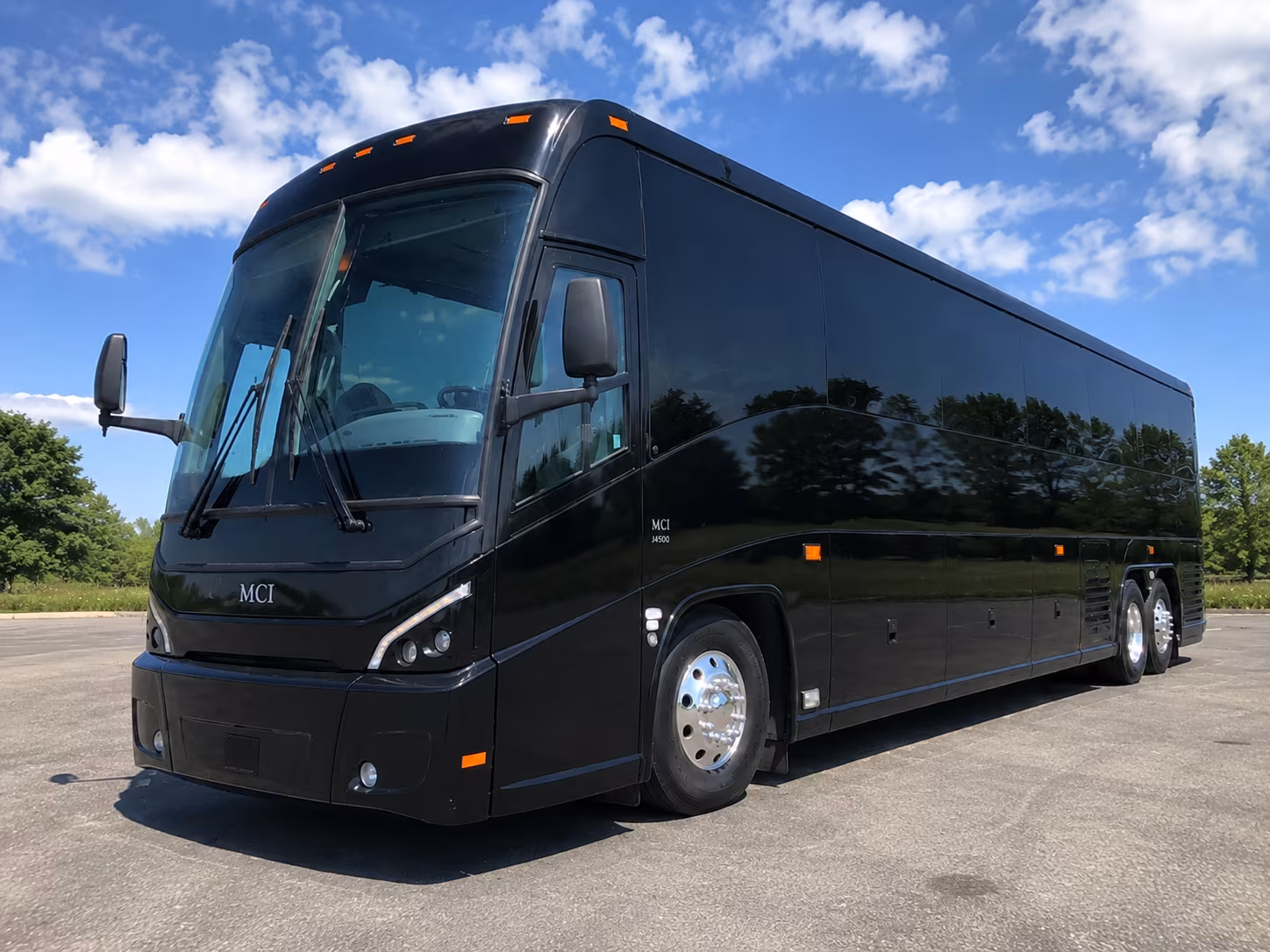 detroit rent a charter bus for detroit business events