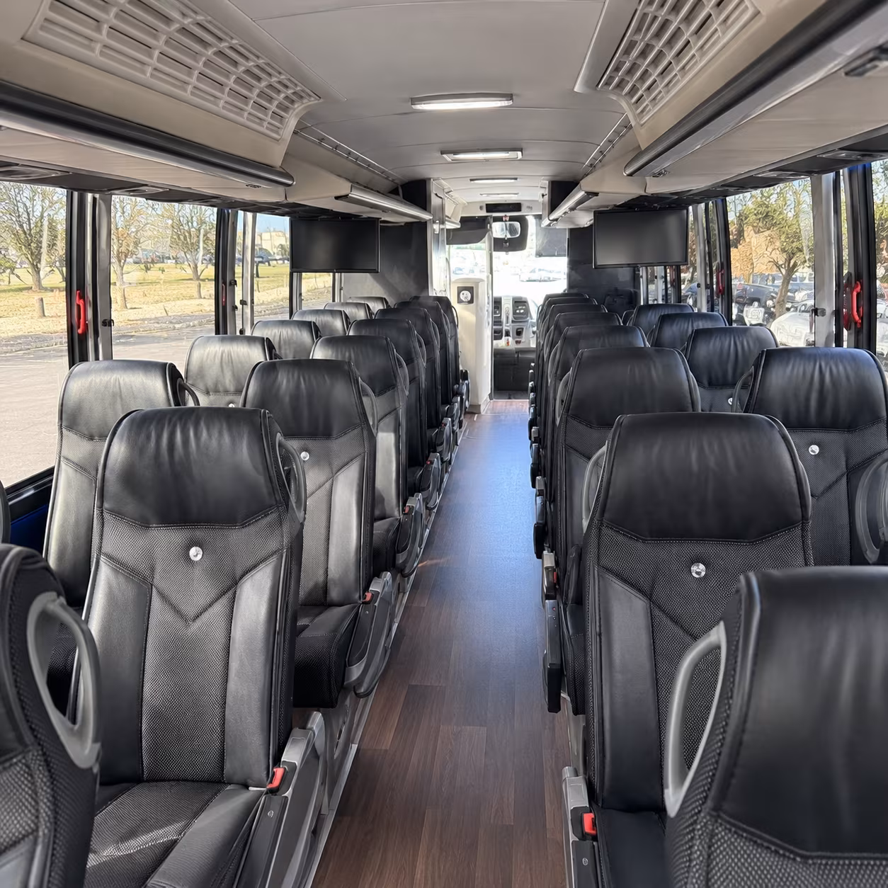 lansing transportation for lansing wedding parties and guests