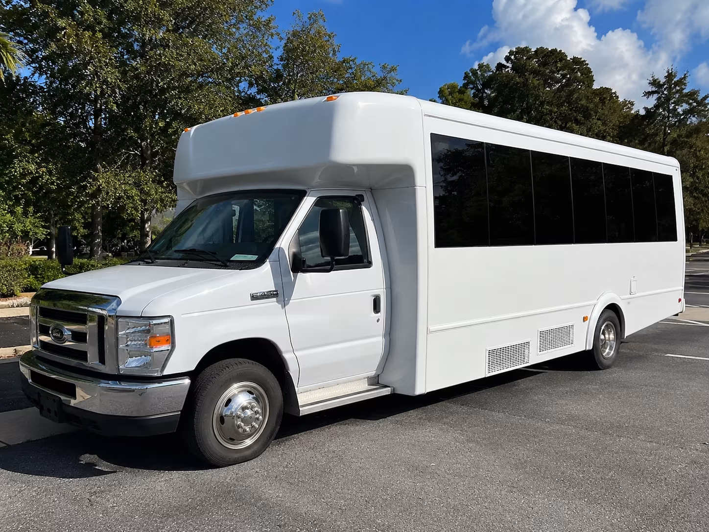 saginaw bus rental services to saginaw area installations