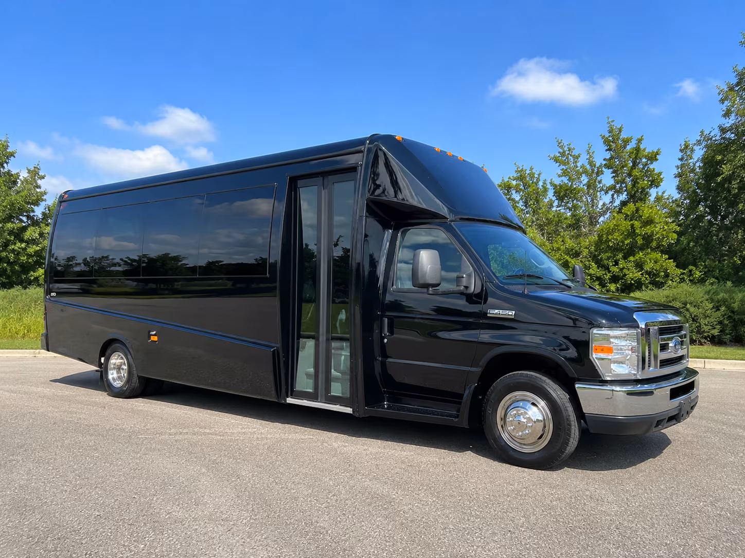 warren prom transportation for warren groups