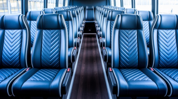 28 passenger minibus rental warren